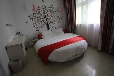 Hotel Thank Inn Plus  Donghai Crystal City