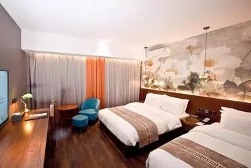 Mg Hotel St Michael S Cathedral, Qingdao