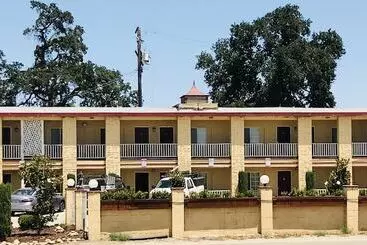 Town & Country Motel