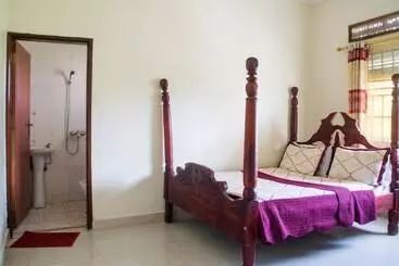 Marphie Hotel Rukungiri