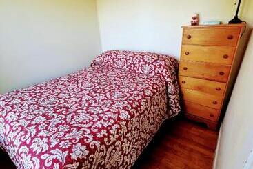 Eden Village Motel And Cottages