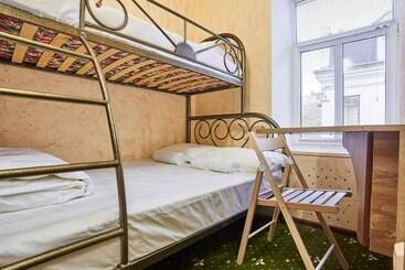 בית מלון כפרי Winterfell On Taganskaya Square