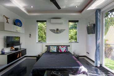 Hotel Greg's Residence