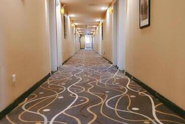 בית מלון כפרי 7 Days Inn Guiyang Guanshui Road Second Branch