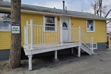 Otel Lamplighter Cabins & Suites