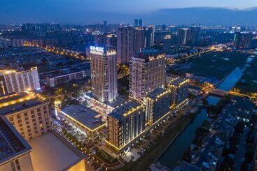 فندق Pushi Serviced Apartment