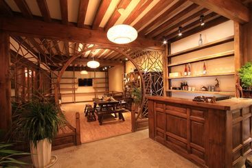 Hotelli Village Green Inn