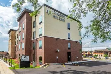Cobblestone Hotel & Suites Hartford