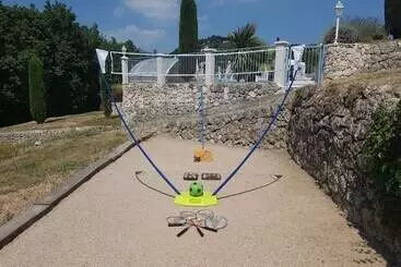 Hotelli B&b With Charm   Quiet With Kitchen & Sw Pool