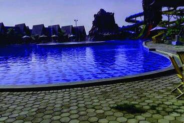 Hotel Cirebon Waterland