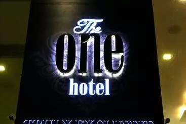 Hotel The One