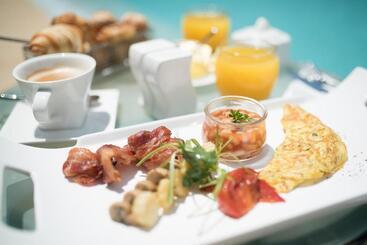 هتل Toparadis Guest House