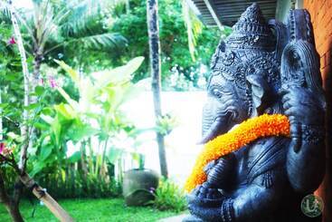 فندق Hanaka Riverside Ubud