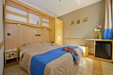 호텔 Vvf Villages Les Portes Du Roussillon, Le Barcarès