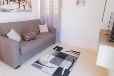 ホテル Gelso Bianco Apartments