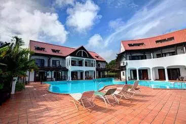 Hotel The Pool Resort Villa Hastamanana