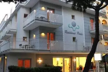 ホテル Residence Perla
