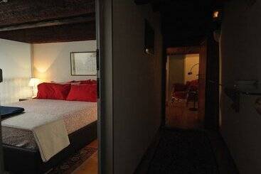 هتل Saint Patrick Guest House