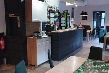 فندق Rezydencja Na Skrócie