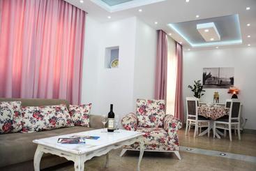 هتل Wukovic Apartments