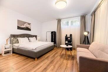 هتل Cedrus Boutique