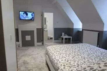 Hotelli Pear Tree Inn