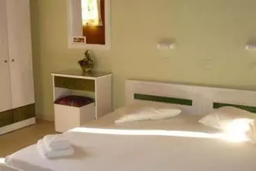 Epi Apartments
