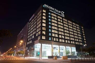 ホテル Golden Tulip Incheon Airport