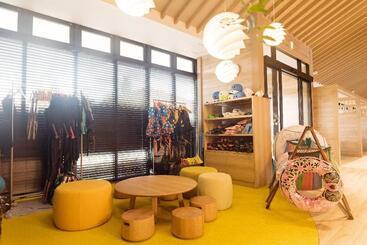 酒店 Allamanda Imgya Coral Village