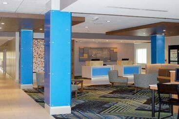 فندق Holiday Inn Express & Suites White Hall, An Ihg