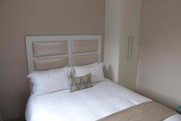 호텔 The Musafer Travel Lodge