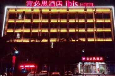 هتل Ibis Tianjin Wuqing
