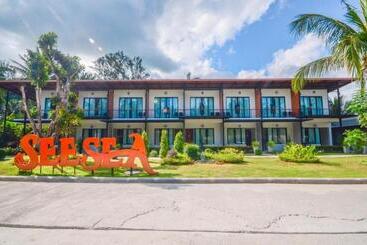 호텔 Seesea Resort