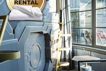 בית מלון כפרי The Capsule