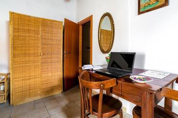 هتل B&b Borgo San Martino