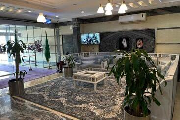 Отель Al Manzil Almutmeez