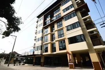Hotelli Bangna 21 Residence