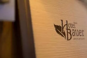 هتل Bauer Garni