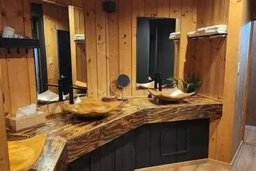 Hotel Hooting Owl Lodge