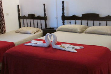 هتل Ocean Wave Villa, Negril