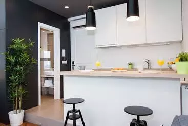 Tourist flats Loox Serviced Apartments Hatzova