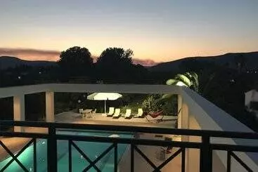 Pension (Hôtel basse catégorie) Olive Mansion Suites