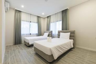 Villas Pacific Palm Resort