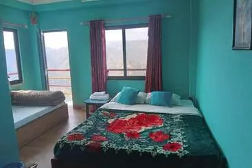 Hotel Tashidelek Guest Lodge & House