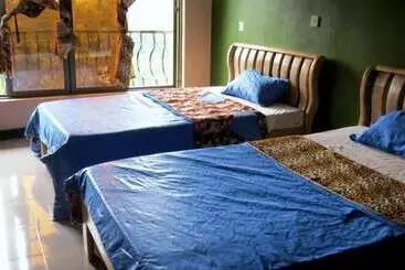 Hotel Bunyonyi View Resort