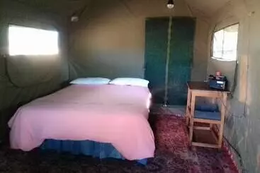 Hotel Warthogs Safari Camp