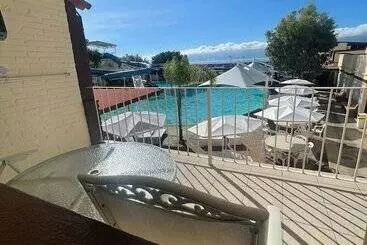 ホテル Balneario San Juan Cosalá