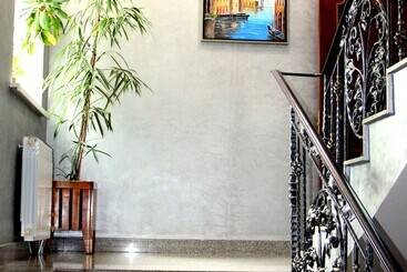 Отель Diadema Sheremetyevo Guest House