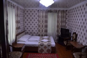 Friends Guest House & Hostel