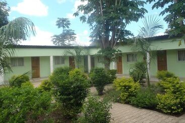 هتل Richland Lodge Sinazeze